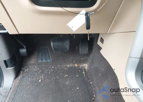 2011 Ford F-150 Lariat из США, поврежденный, VIN 1FTFW1CF1BFB48205